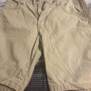Wrangler Authentic Khaki Shorts